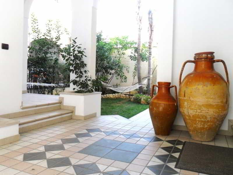 Federico II Bed and Breakfast Brindisi Eksteriør billede
