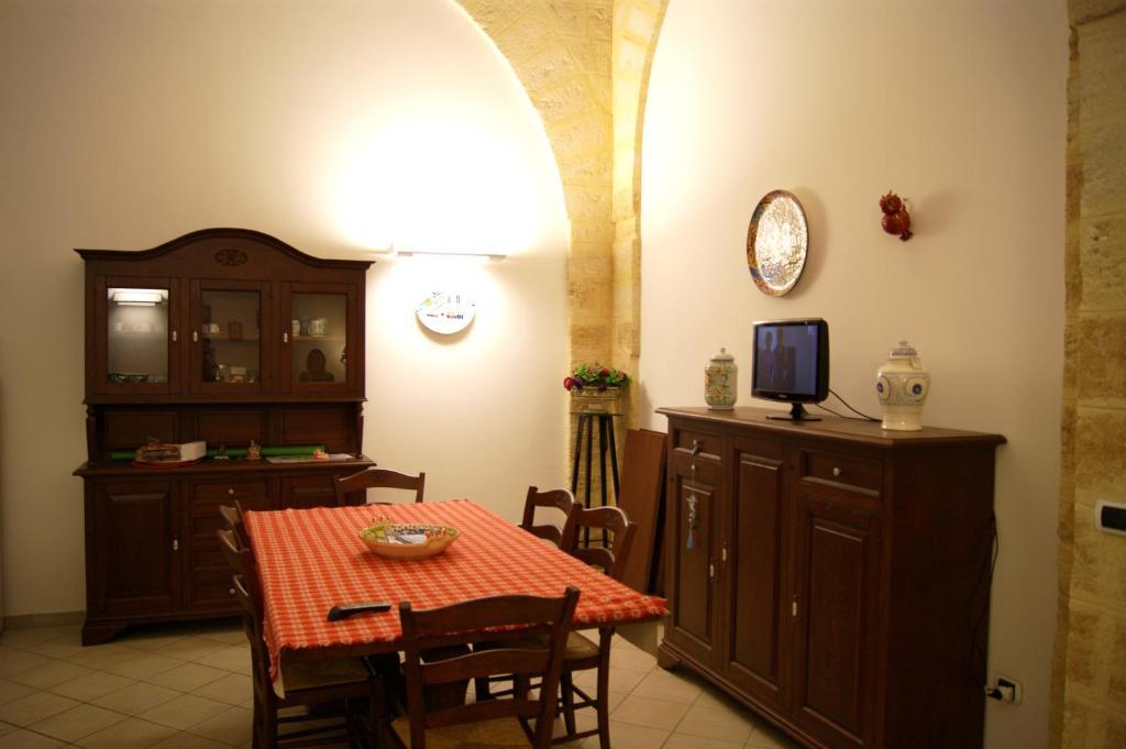 Federico II Bed and Breakfast Brindisi Værelse billede