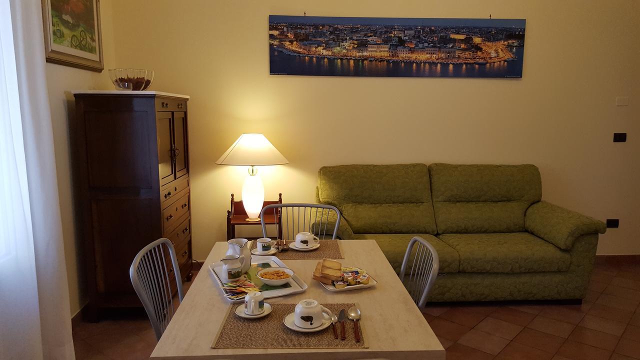 Federico II Bed and Breakfast Brindisi Eksteriør billede